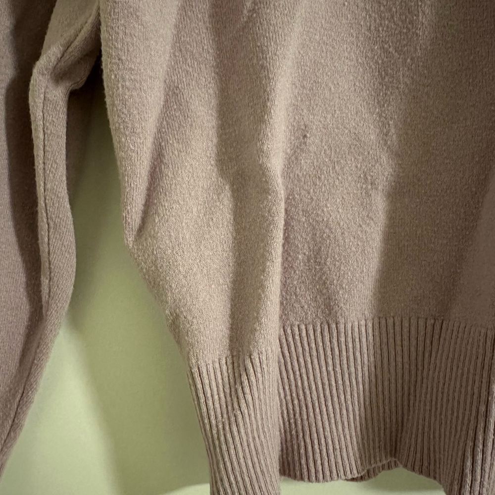 Lavender Collared Sweater - Picture 5 of 6